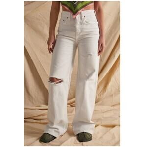 UO BDG High Waist Ripped Puddle Jean - White - 28